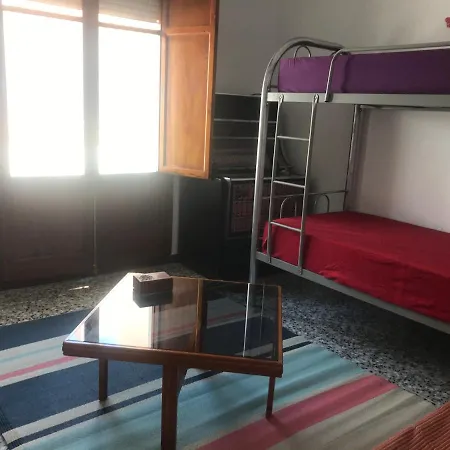 Apartmán Pintores En Casco Antiguo